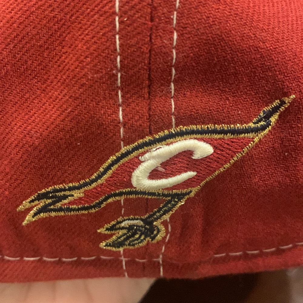 NWOT New Era  brand Cleveland Cavalier baseball cap! - Picture 4 of 5